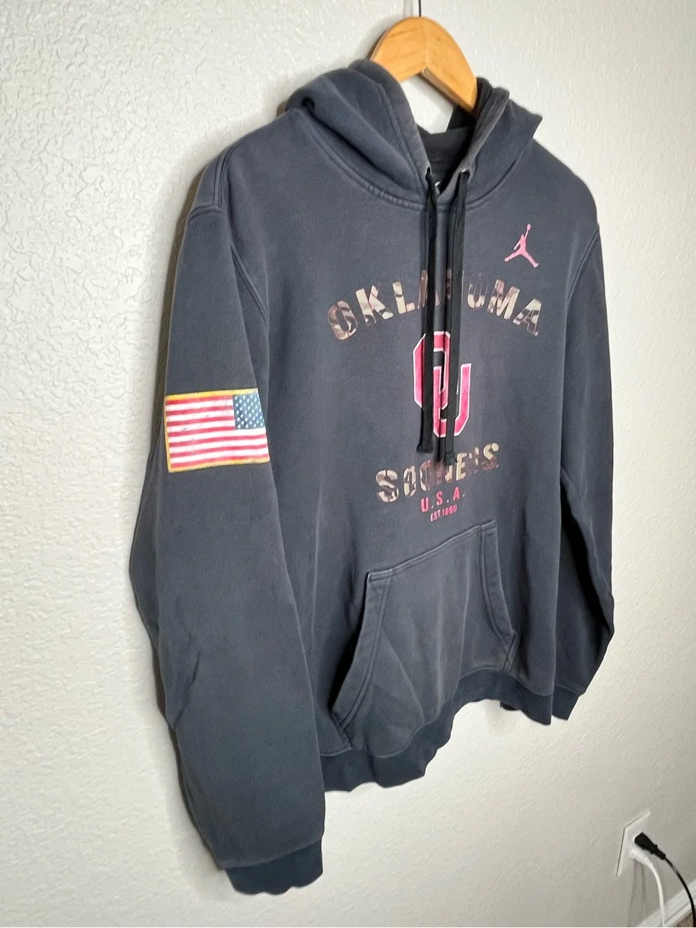 Nike Jordan Oklahoma Sooners‎ Hoodie Black Camo Logo Pullover Sweatshirt Vets M
